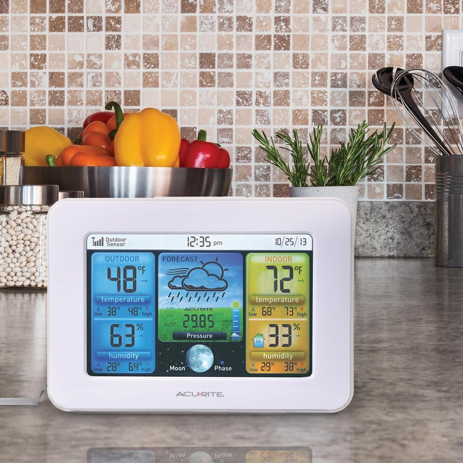 Stylish Weather Station with Humidity Level Indicator - Ideal for Home or Office
