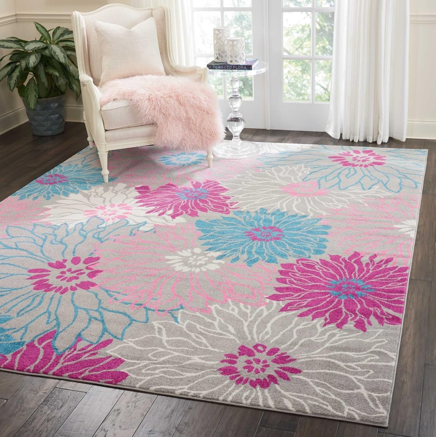 Non-Shedding Floral 8'x10' Area Rug - Perfect for Stylish Living Spaces