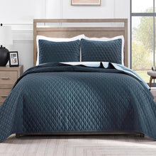 Load image into Gallery viewer, Geometric California King Quilt Set - Lightweight and Machine Washable Bed Cover
