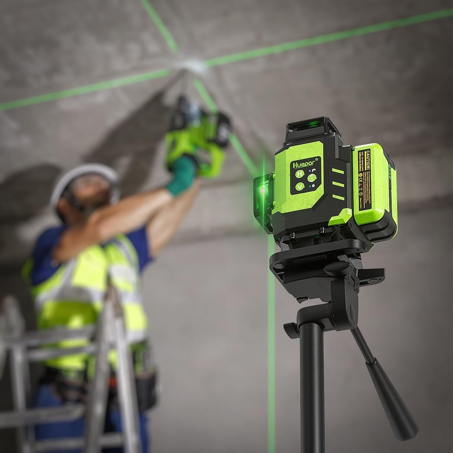 Durable Green Beam 4X360° Laser Level with Lithium-ion Batteries + Accessories
