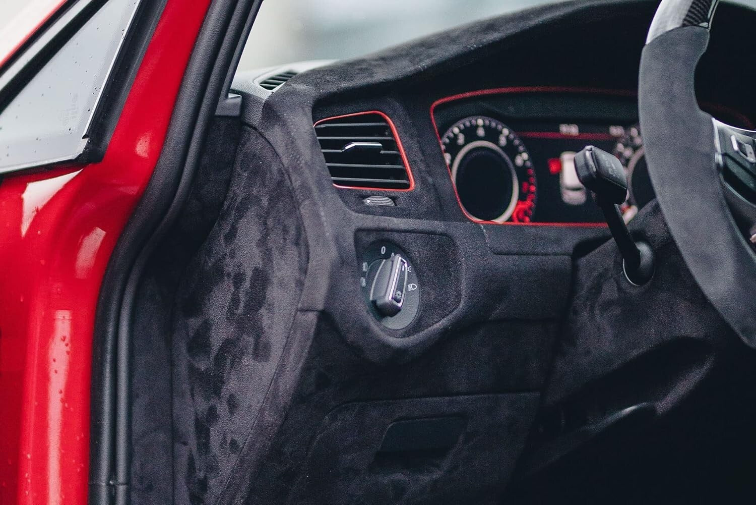 Self-Adhesive Microfiber Suede Wrap - Liightweight & UV-Resistant for Vehicles