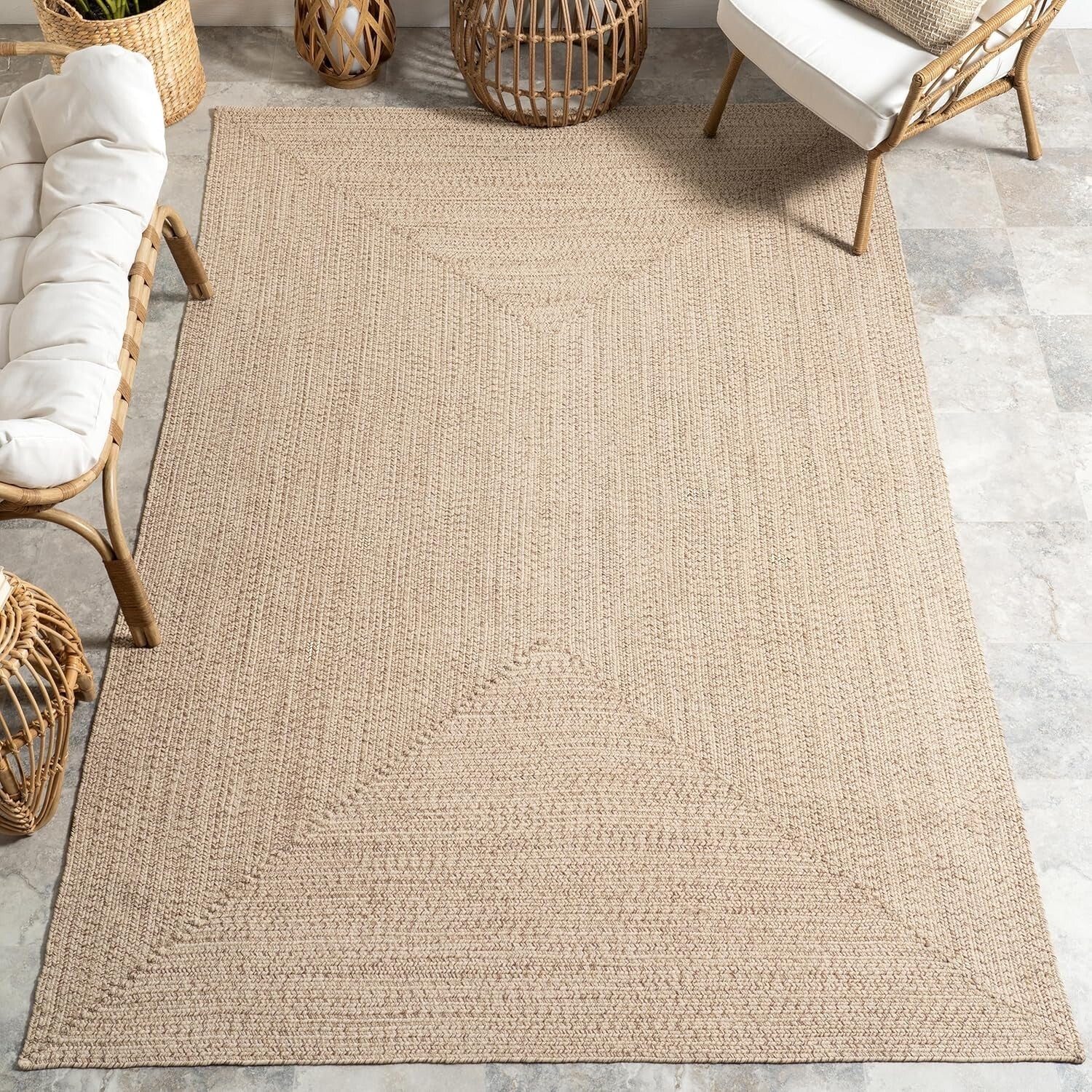 Durable 2' x 8' Hand Braided Indoor/Outdoor Area Rug - Pet-Friendly Luxury