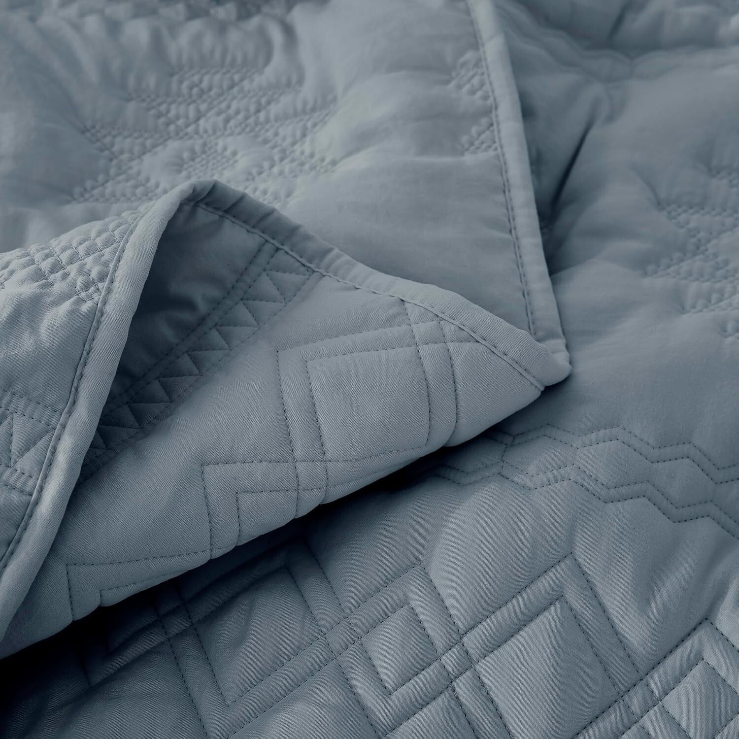 Lightweight Farmhouse Quilt Bedding Set - All Season California King Coverlet