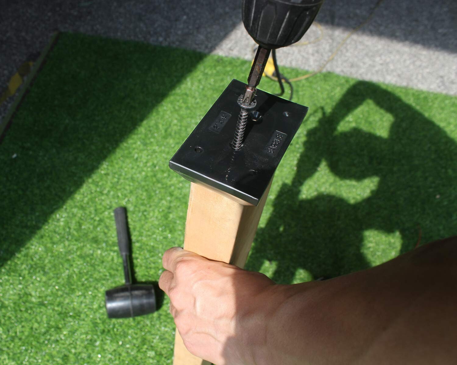 Bulk 40-Pack Deck Railing Connectors with 240 Screws - Quick Install Solution