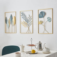 Load image into Gallery viewer, Gold Leaf Wall Decor Set of 3 - Modern Metal Art for Luxurious Home Spaces