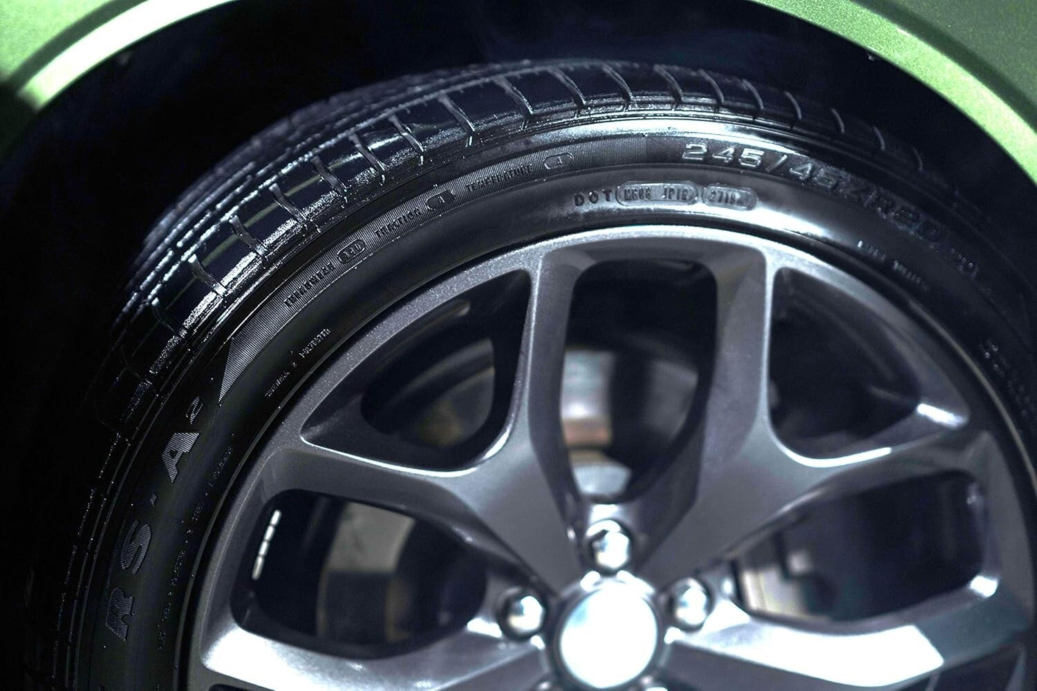 Enhanced Tire Appearance with Blazing Wet Shine - Long-Lasting Formula, 6 Pack