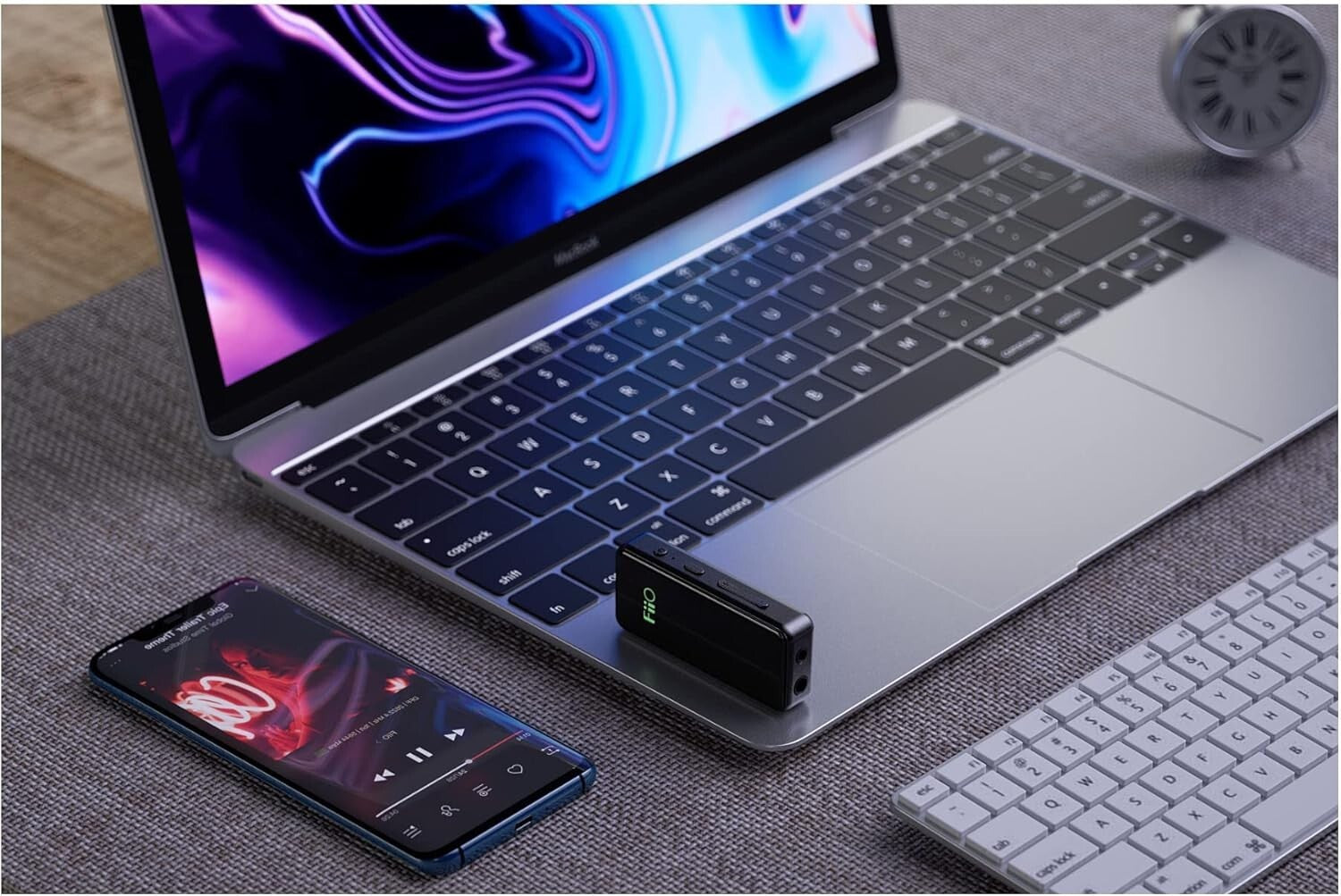 Wireless Bluetooth Headphone Amplifier with Dual AK4377A DAC - 11 Hour Playtime