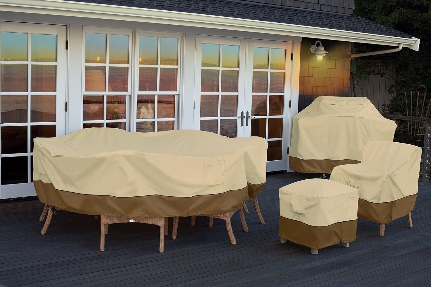 Veranda 60 Inch Round Table Cover - Stylish Protection Against Weather Elements