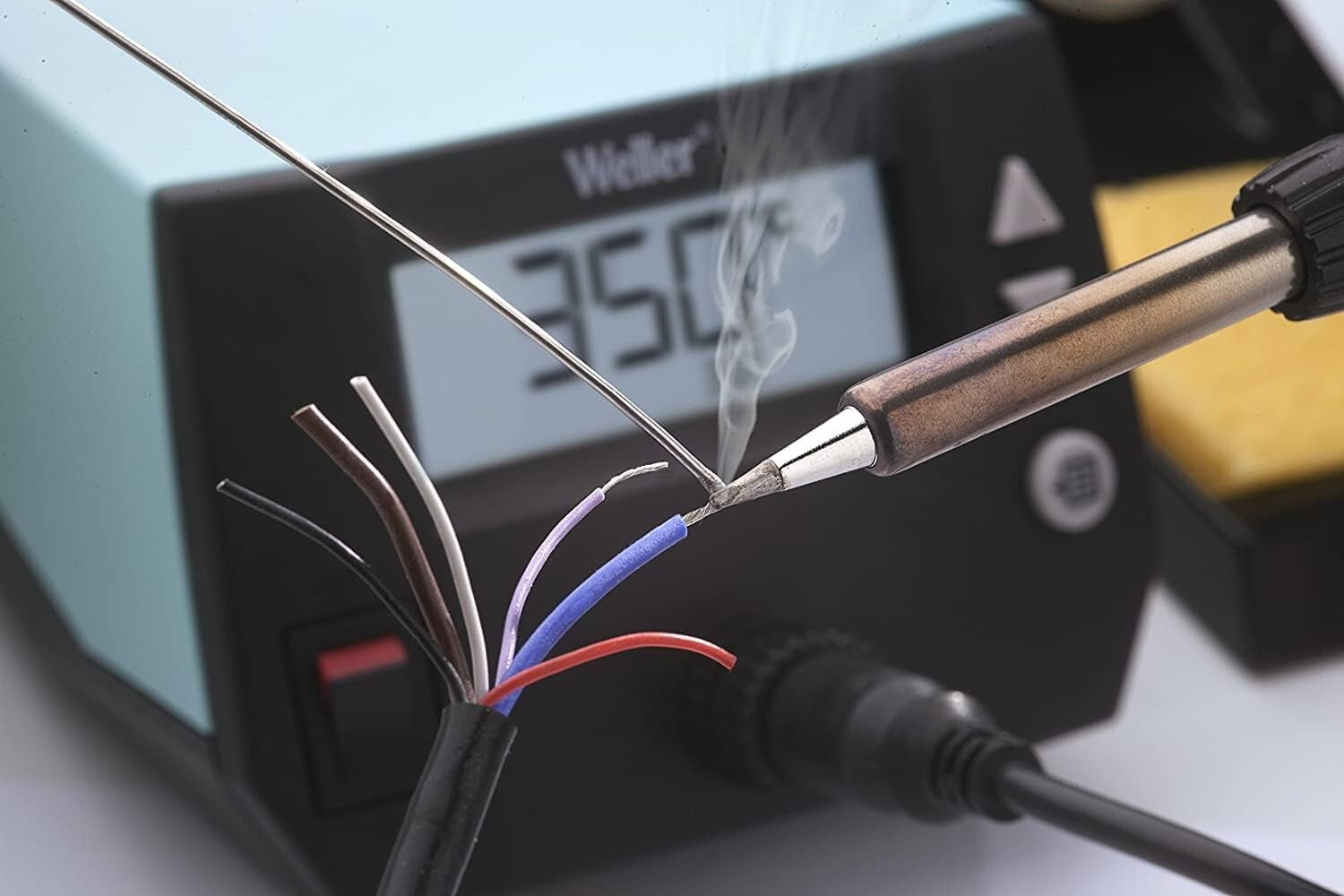Efficient 70W Professional Digital Soldering Station with Temperature Stability