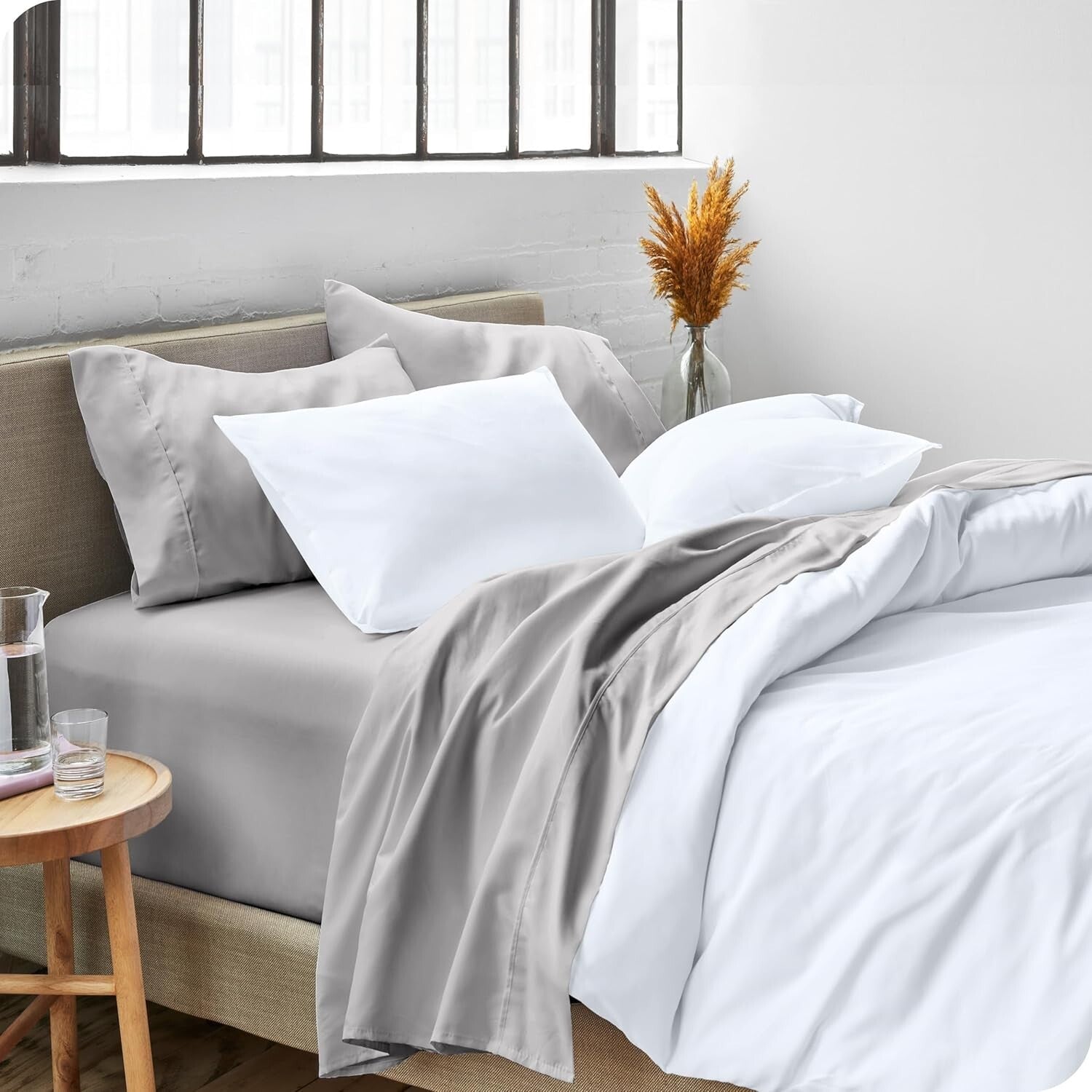 4-Piece Full XL Microfiber Bed Sheets with Deep Pockets - Light Grey Elegance