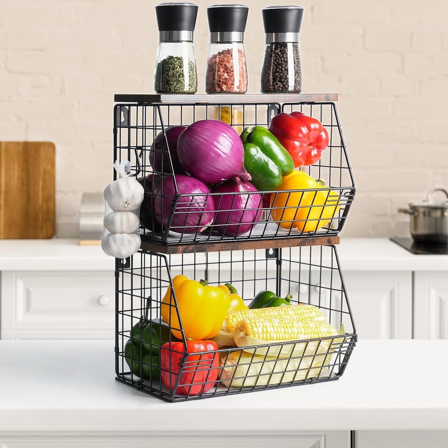 Elegant Kitchen Organizer: Metal Fruit Basket with Wooden Lid & Banana Hangers