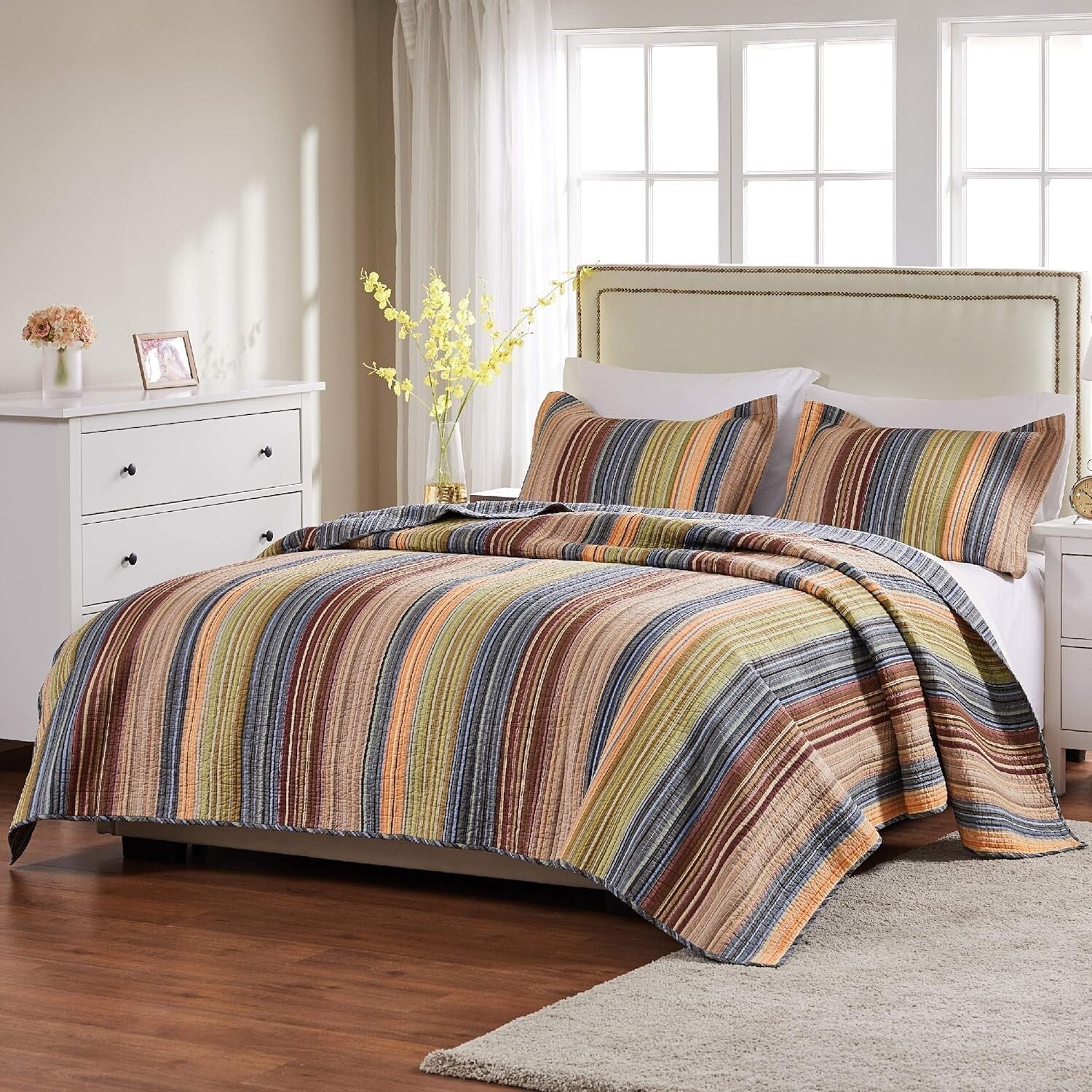 Elegant 3-Piece Full/Queen Katy Quilt Set – Breathable Cotton & Reversible