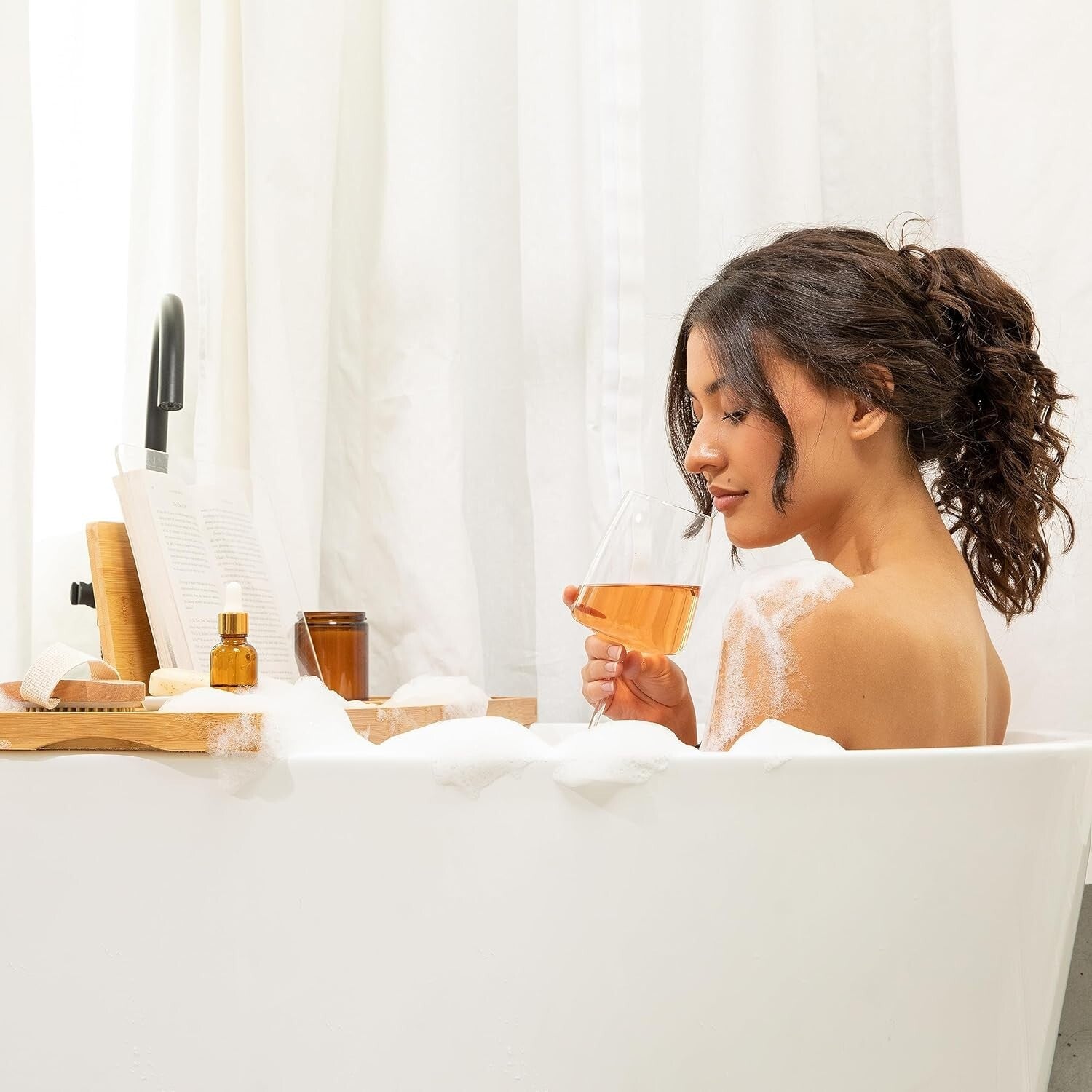 Extendable Waterproof Bamboo Bathtub Tray with Wine Glass Holder for Relaxation