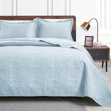 Load image into Gallery viewer, Modern 3-Piece King Quilt Set in Spa Blue - Lightweight Coverlet for All Seasons