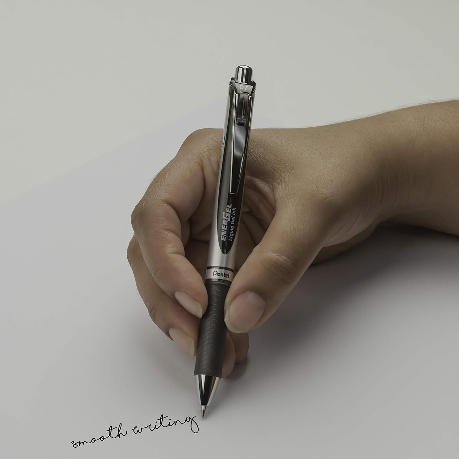 Professional Liquid Gel Ink Pen Set - 36 Retractable Pens, Medium and Bold