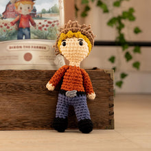 Load image into Gallery viewer, Amigurumi Farm Animal Crochet Kit - Beginner-Friendly with Video Tutorials