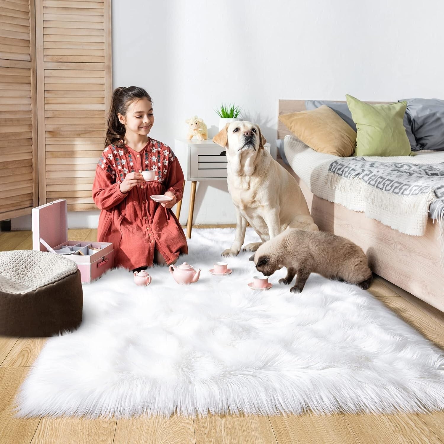 Luxury 3x5 Faux Fur Shag Rug - Plush White Carpet for Bedroom & Living Room