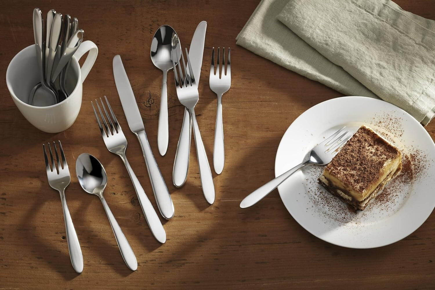Elegant 20-Piece Flatware Set for 4 - Durable Stainless Steel, Dishwasher Safe