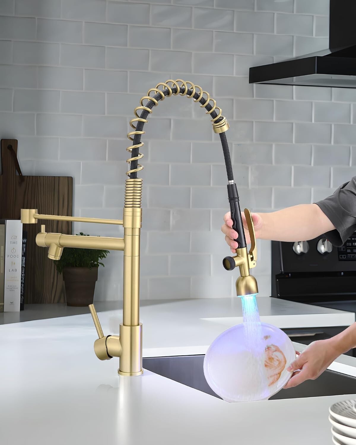 Single Handle Brushed Gold Kitchen Faucet with Temperature-Sensitive LED