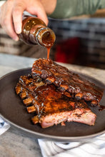 Load image into Gallery viewer, Ultimate Grilling Gift Set: 4 Championship Rubs &amp; 2 Sauces by Heath Riles