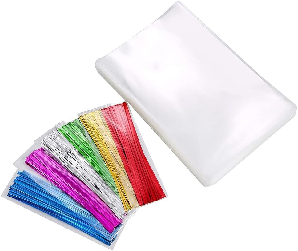 Durable 20" x 30" Clear Cellophane Bags with Twist Ties for Events - 100 Pcs