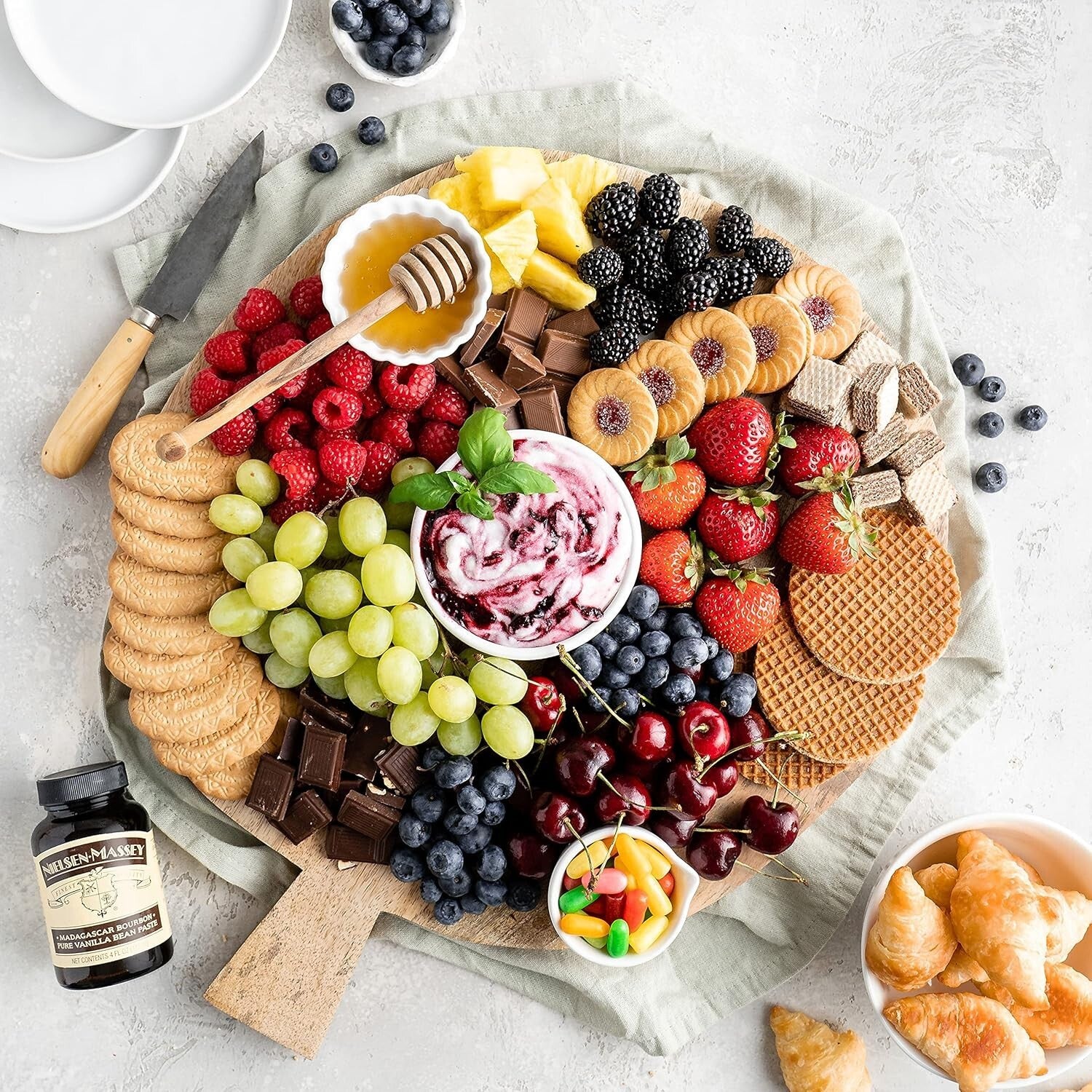 Pure Madagascar Bourbon Vanilla Bean Paste, 32 Oz - Ideal for Baking & Cooking