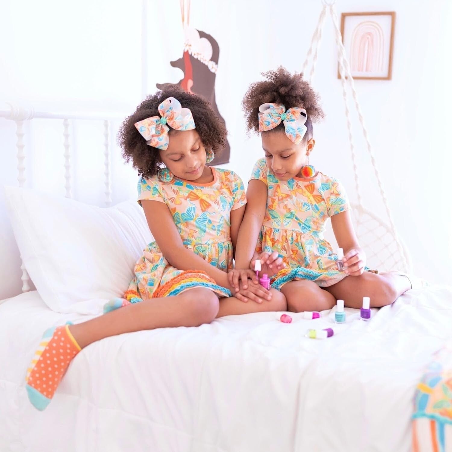 Eco-Friendly Non-Toxic Nail Polish Set for Kids - 6 Fun Colors in Glossy Finish