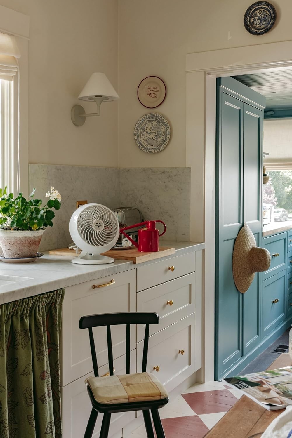 Premium White Air Circulator with Tilt Function – Ideal for Bedrooms & Offices