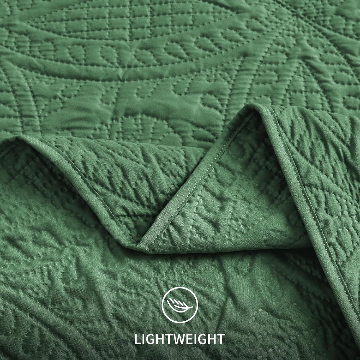 Chic King Size Bedspread in Olive Green - Modern Coin Design & Ultimate Comfort