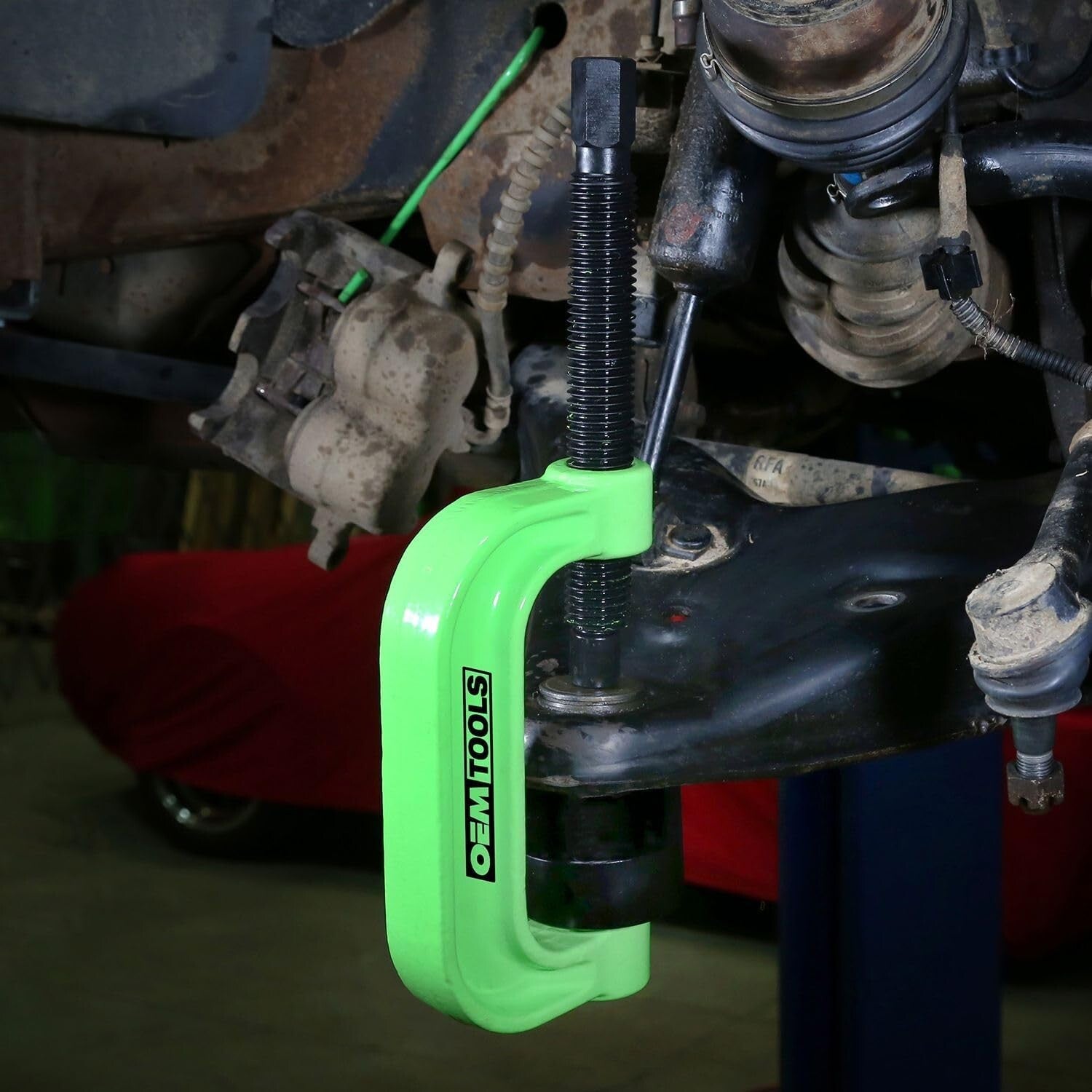 Portable Heavy-Duty U Joint Removal Tool – Ideal for 1/2 to 3/4 Ton Vehicles