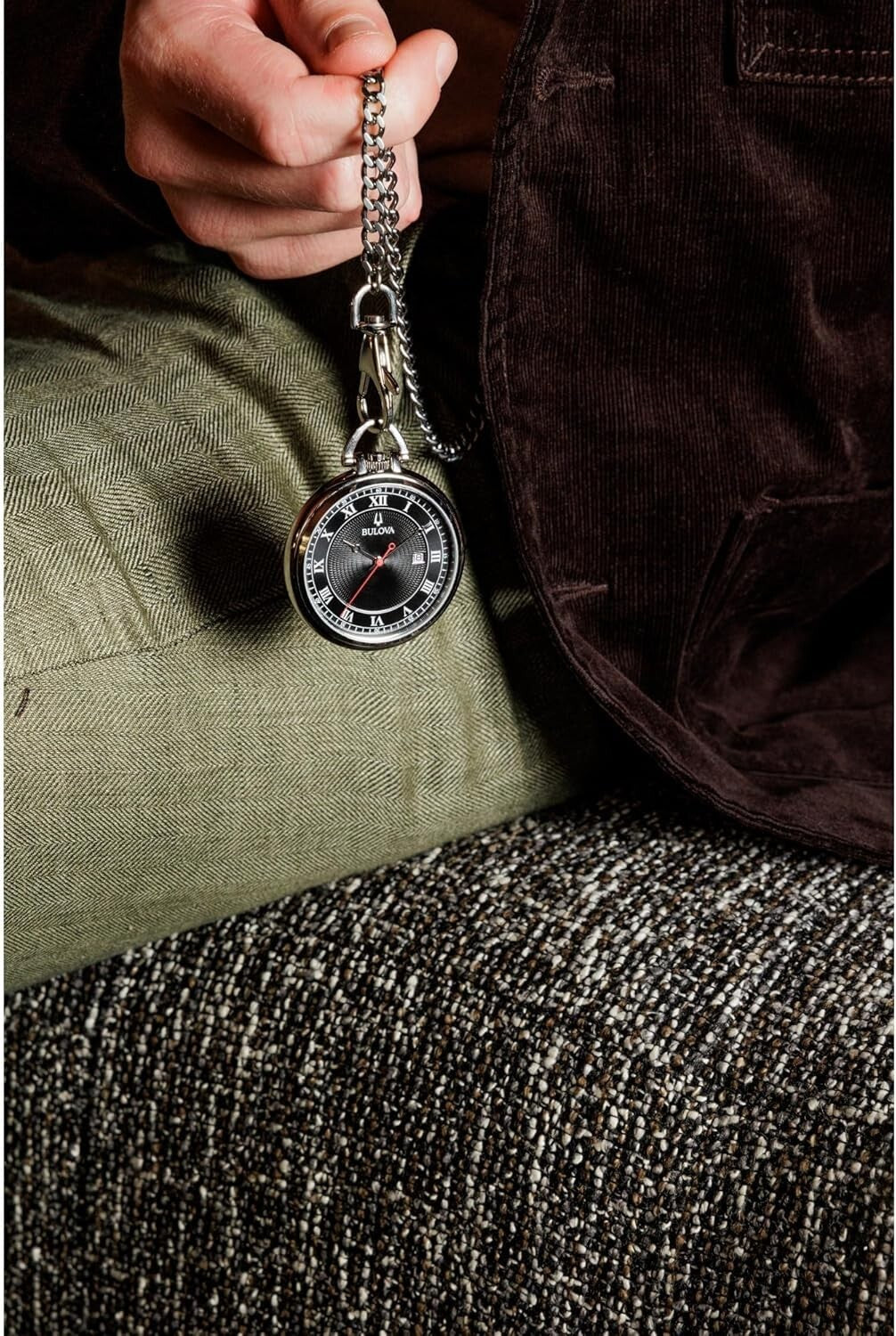Timeless Pocket Watch - 3-Hand Quartz, Black Dial, Water-Resistant Design
