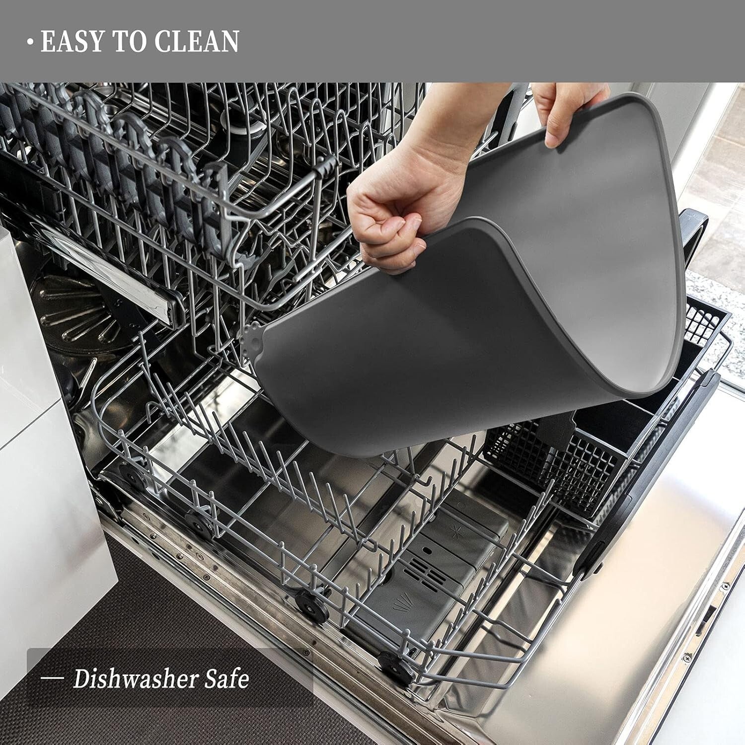 Durable Silicone Pet Feeding Mat - Anti-Spill Design for Dogs & Cats 32" x 24"