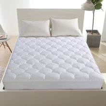 Load image into Gallery viewer, King Size Quilted Mattress Pad - Breathable, Machine Washable with Deep Pocket