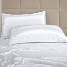 Load image into Gallery viewer, 19 Momme Mulberry Silk Pillowcase - Standard Size with Envelope Closure - White