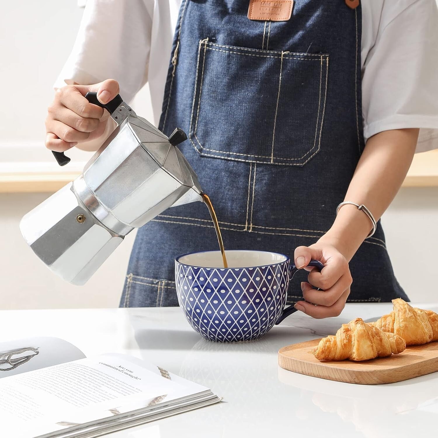 Elegant 24 Oz Jumbo Coffee Mug Set of 4 - Vintage Blue Ceramic with Large Handle