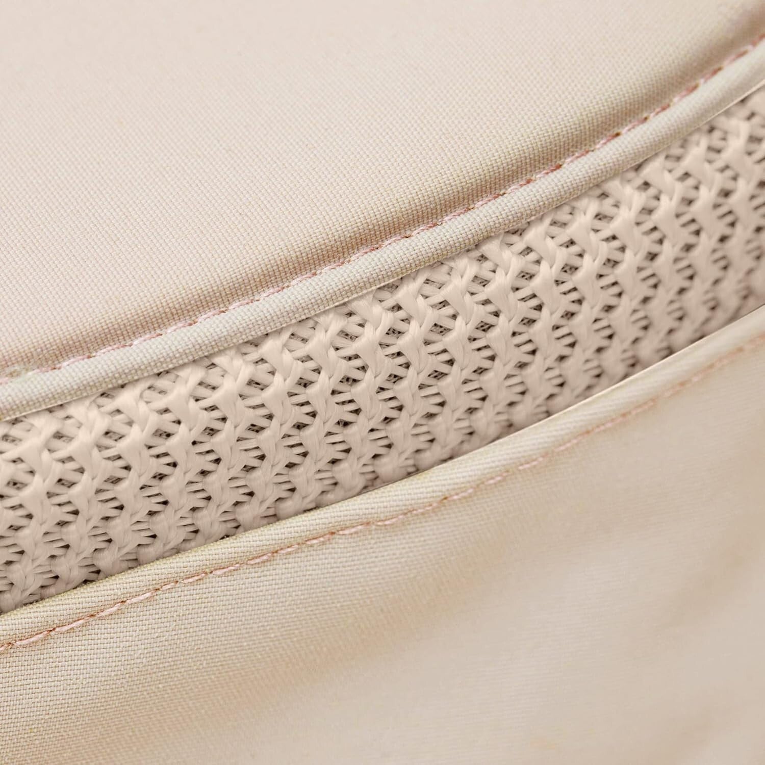 Lightweight Outdoor Hat with Airflow Mesh Panels & Broad Brim for Sun Protection