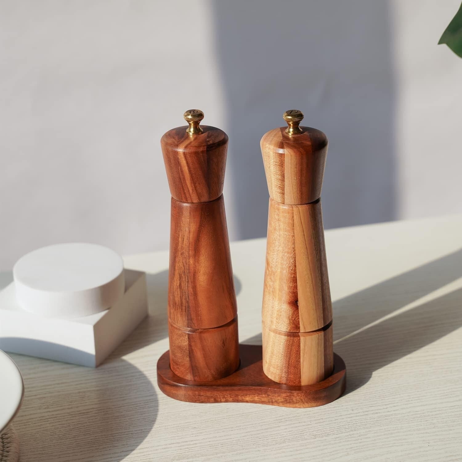 Elegant Salt & Pepper Mill Set with Tray - Adjustable Acacia Wood Grinders