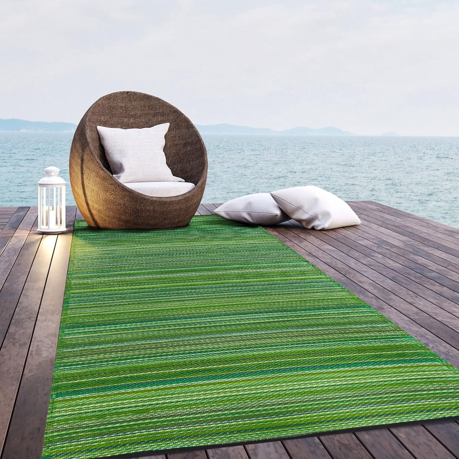 Eco-Friendly Cancun Green Outdoor Rug - Striped & Stain Resistant - 4x6 ft