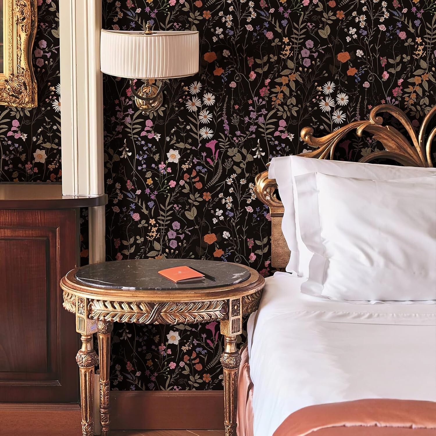 Durable Floral Self-Adhesive Wallpaper - 472" x 17.3" for Easy DIY Updates