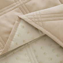 Load image into Gallery viewer, Soft Waterproof Dog Blanket with Zipper Closure – Ideal for Travel &amp; Napping