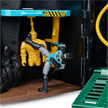 Load image into Gallery viewer, Transforming Batman Bat-Tech Batcave Playset - 4” Exclusive Figure &amp; Accessories