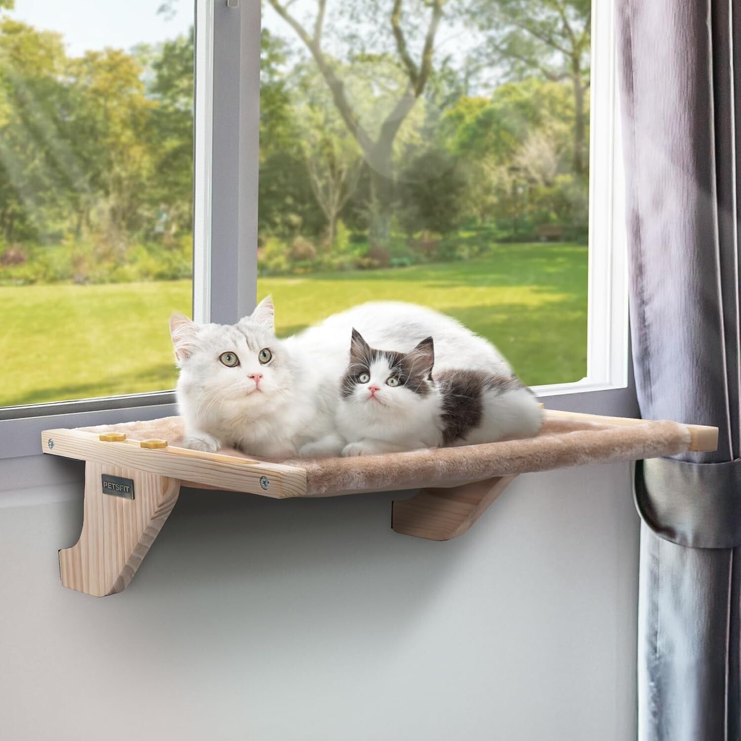Space-Saving Cat Window Perch with Easy Assembly and Scratch-Resistant Pads