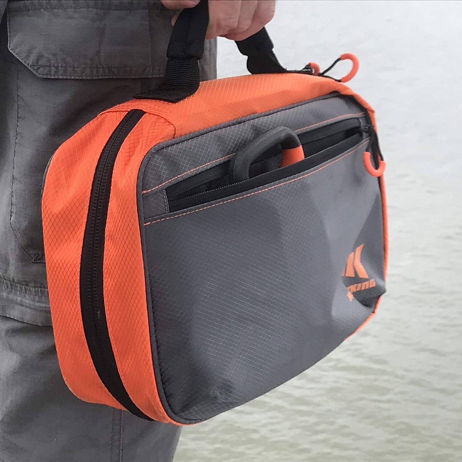 Compact Transparent Tackle Bag with Customizable Storage for Fishing Adventures