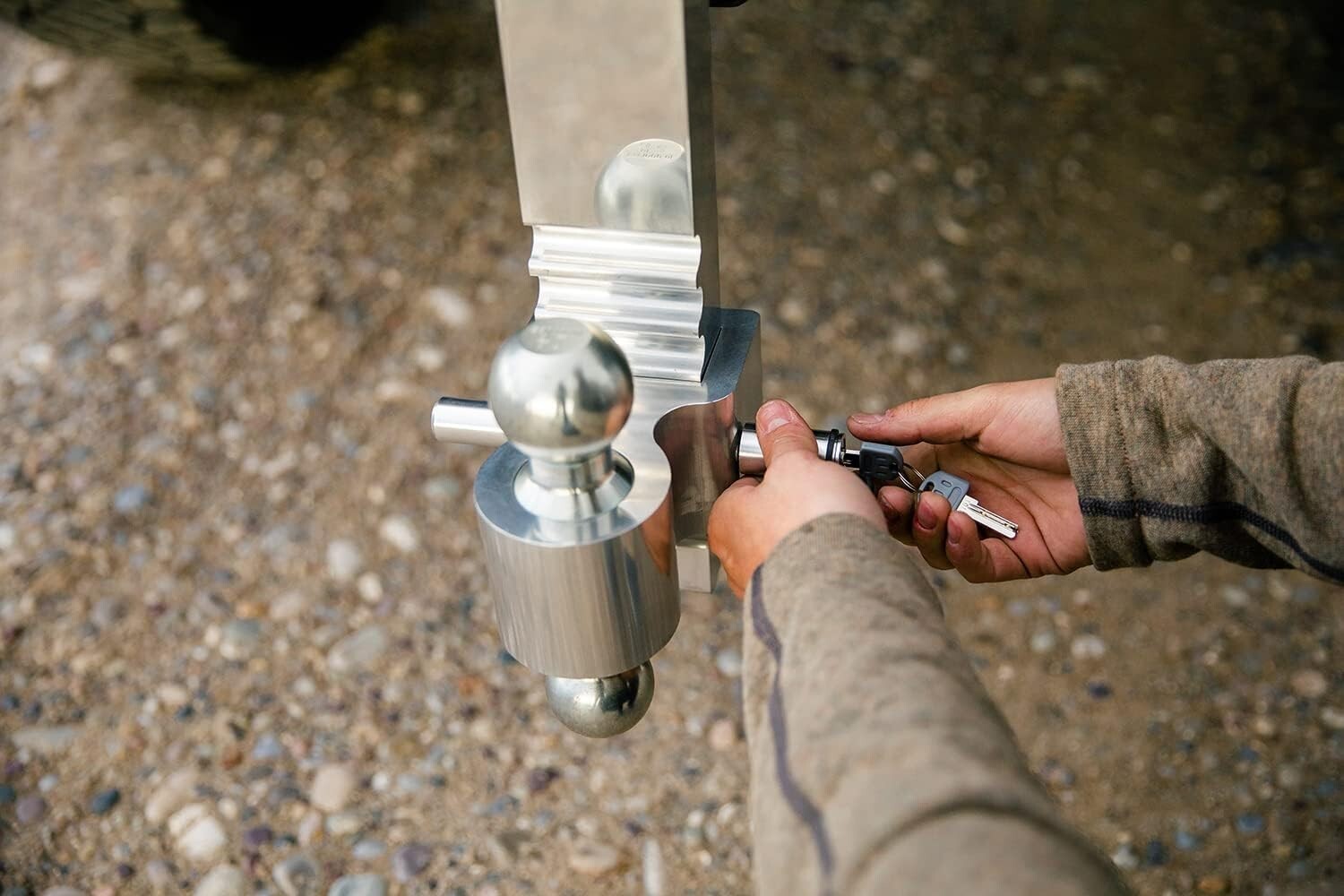 Adjustable Heavy Duty Trailer Hitch - 10" Rise/Drop with Dual Ball Receiver