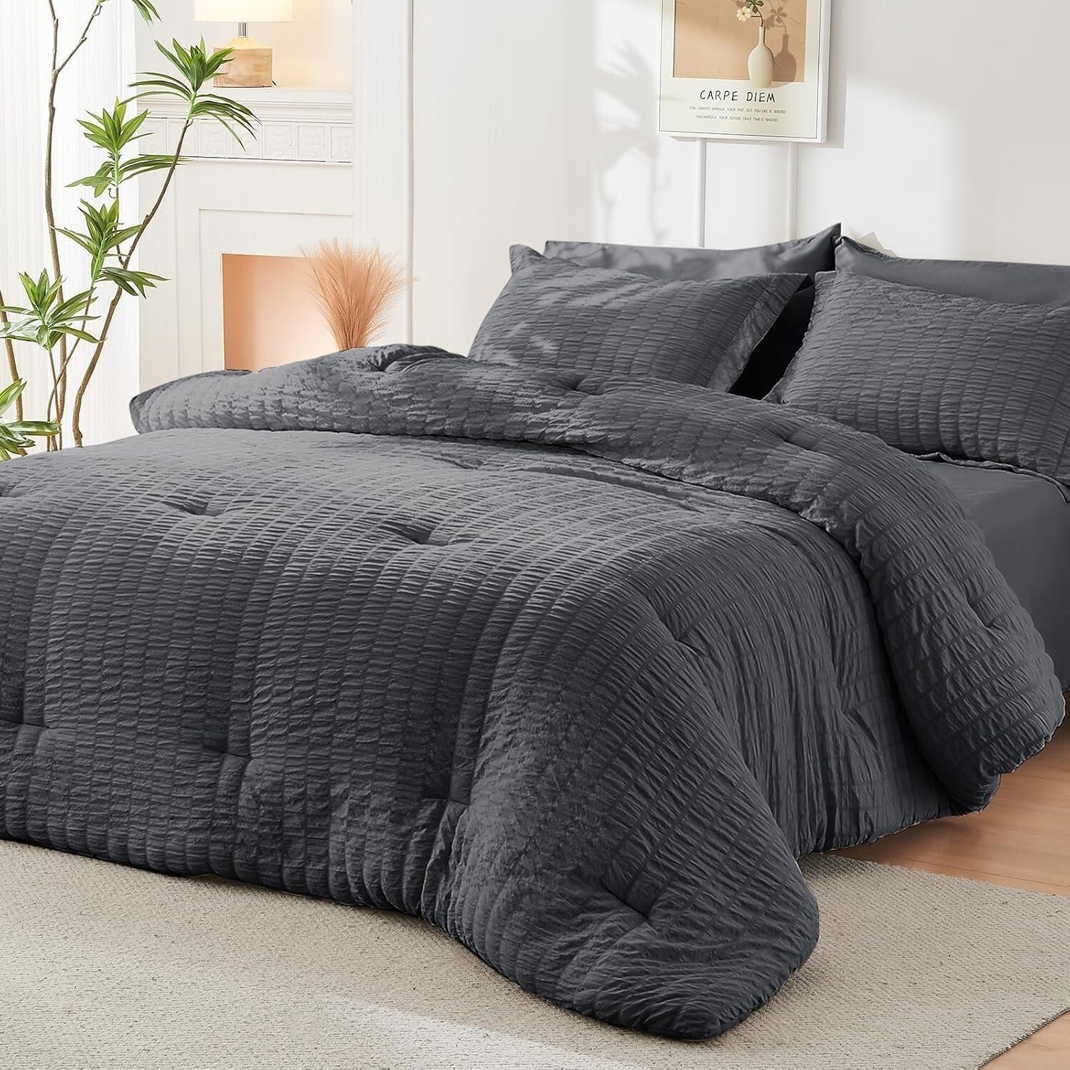 Elegant 7-Piece Dark Grey King Bedding Set - Hypoallergenic & Wrinkle-Resistant