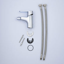 Load image into Gallery viewer, Chrome Bath Bidet Faucet with Single Hole and Swivel Aerator - Modern Elegance