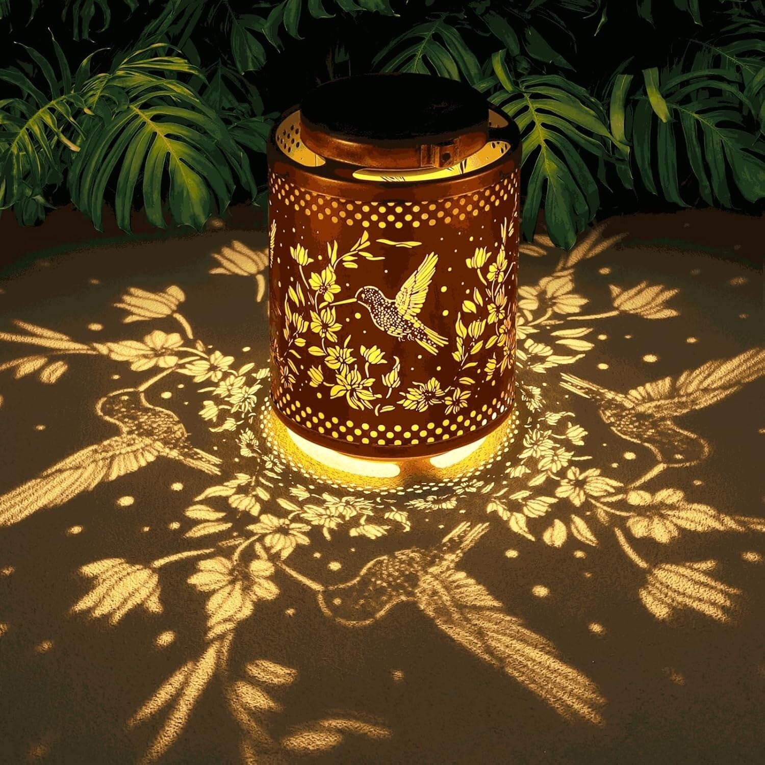 Elegant Solar Lantern with Hummingbird Patterns - Perfect for Gardens & Gifts