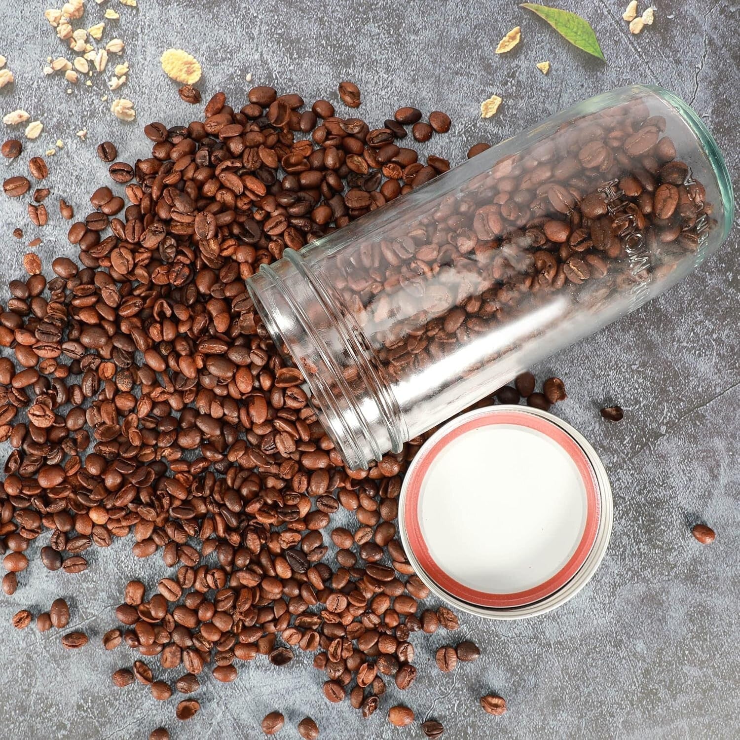 Durable Lead-Free 24oz Glass Jars - 12 Pack with Airtight Lids for Food Storage