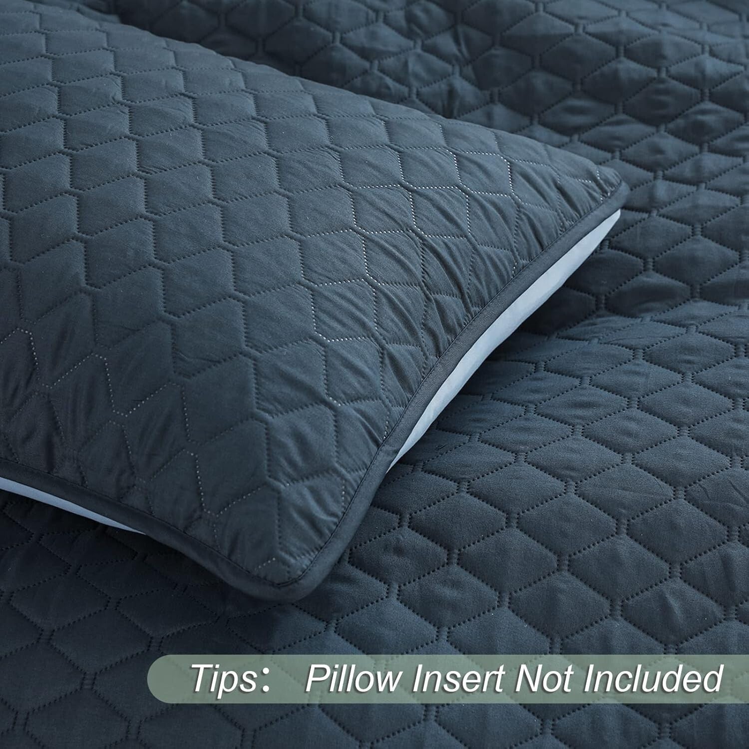 Elegant California King Quilt Set - Geometric Pattern with Pillow Shams Included