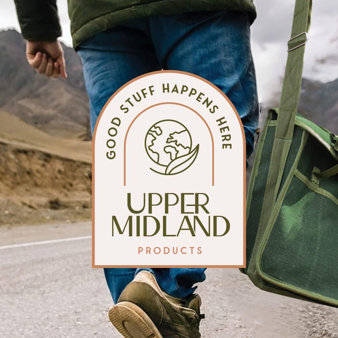 Complete Rockhounding Gear: Carbon Steel Hammer & Chisels in Stylish Musette Bag